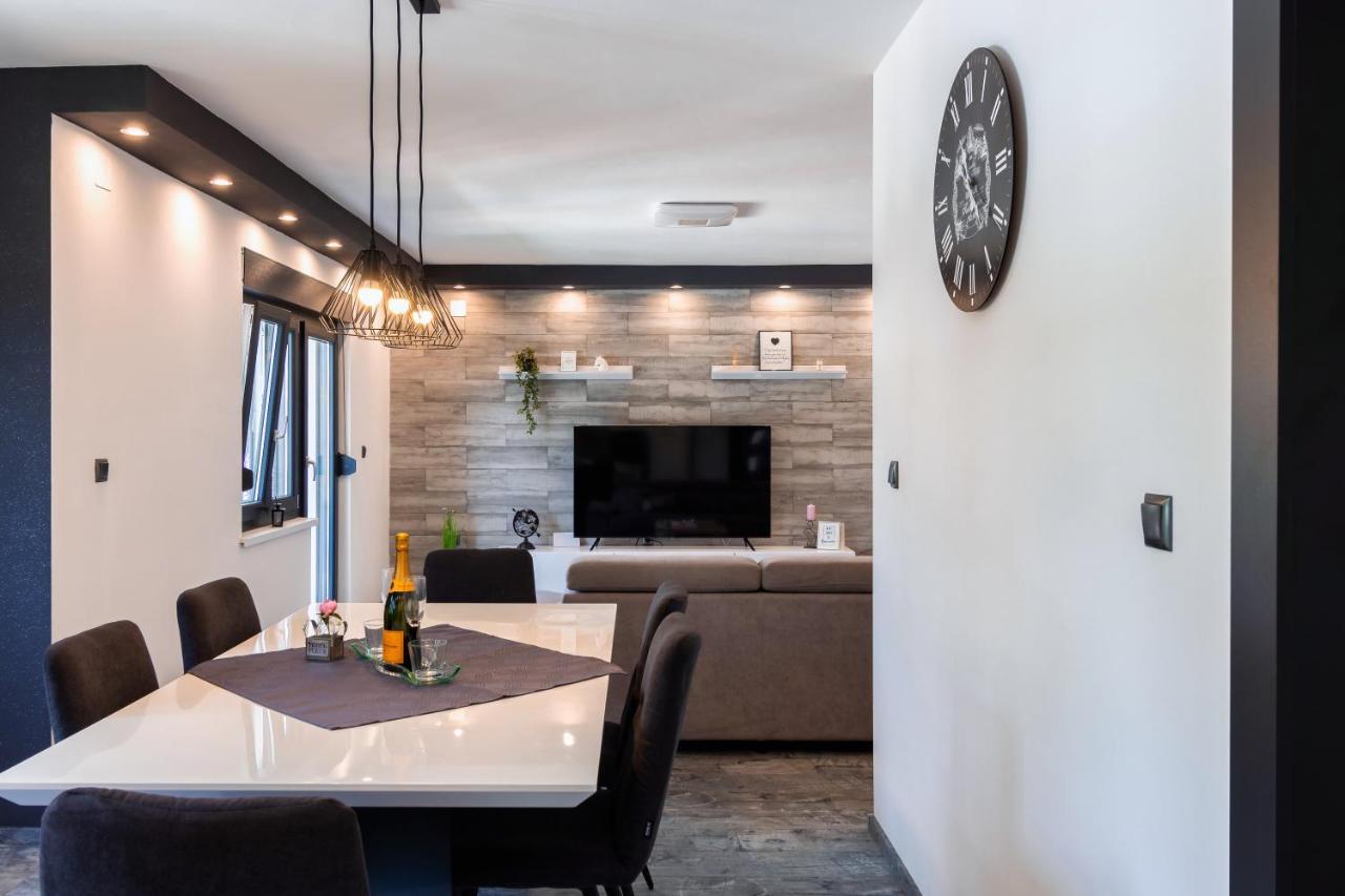Apartman Gabrijela Muntic Экстерьер фото