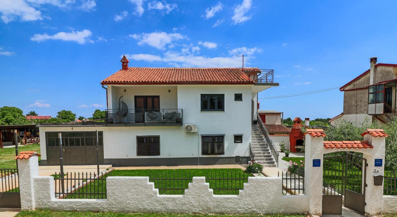 Apartman Gabrijela Muntic Экстерьер фото